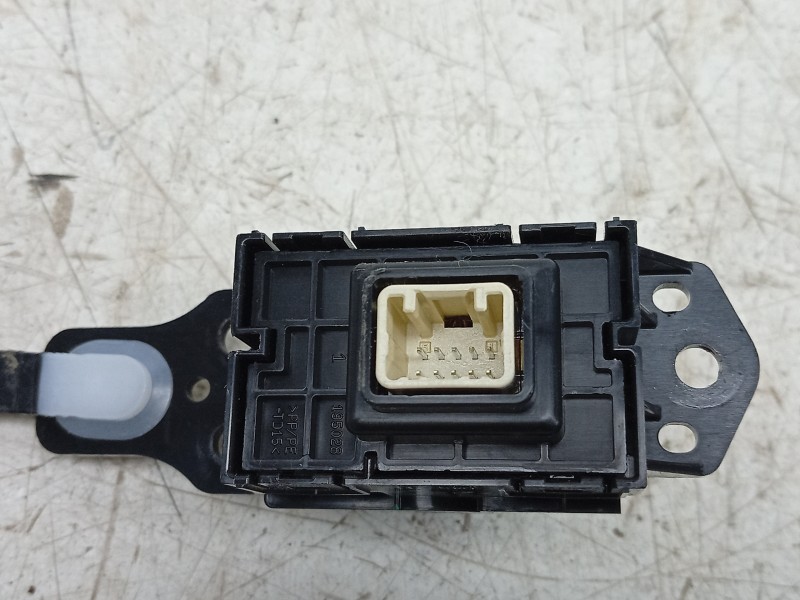 Recambio de palanca freno para subaru outback (bs) 2.5 awd (bs9) referencia OEM IAM  83325AN000 