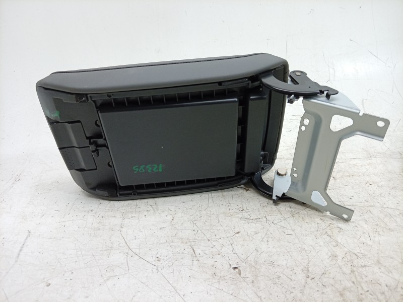 Recambio de apoyabrazos central para subaru outback (bs) 2.5 awd (bs9) referencia OEM IAM  92114AL000VH 