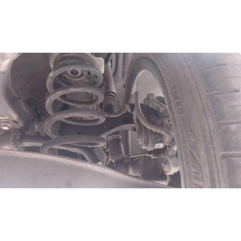Recambio de amortiguador trasero derecho para toyota corolla hatchback (_e21_, _ea1_, _eh1_) 2.0 hybrid (mzeh12) referencia OEM 
