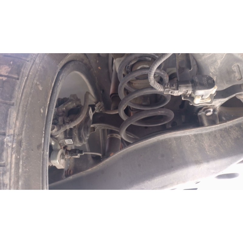 Recambio de amortiguador trasero izquierdo para toyota corolla hatchback (_e21_, _ea1_, _eh1_) 2.0 hybrid (mzeh12) referencia OE