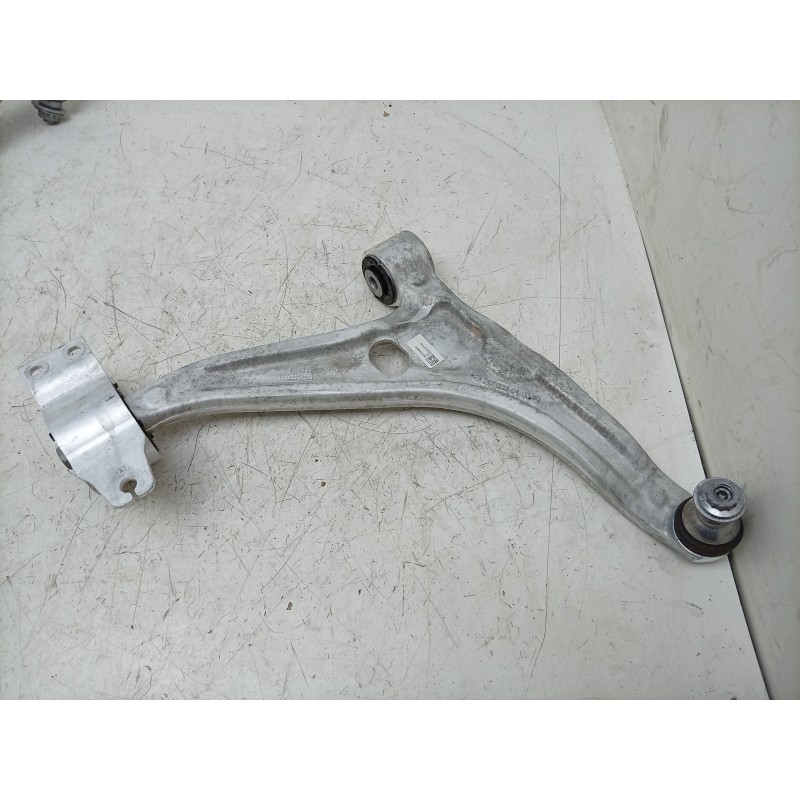 Recambio de brazo suspension inferior delantero derecho para mercedes-benz clase gla (bm 247) gla 200 (247.787) referencia OEM I