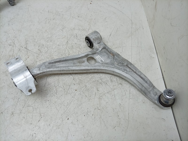Recambio de brazo suspension inferior delantero derecho para mercedes-benz clase gla (bm 247) gla 200 (247.787) referencia OEM I