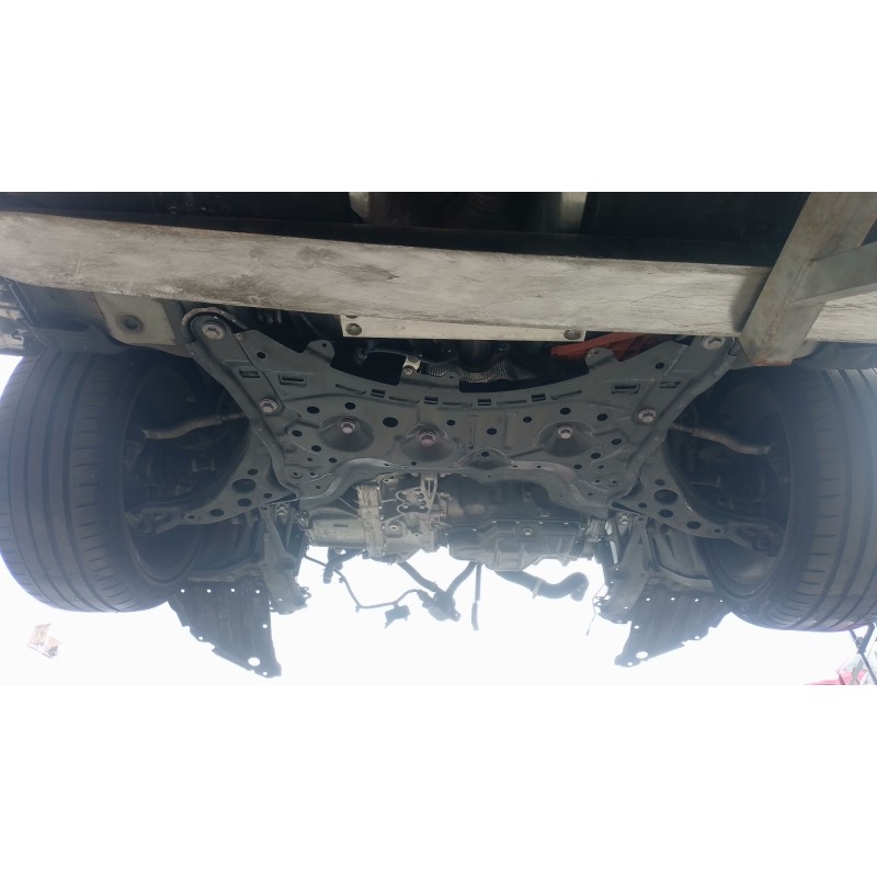 Recambio de puente delantero para toyota corolla hatchback (_e21_, _ea1_, _eh1_) 2.0 hybrid (mzeh12) referencia OEM IAM   