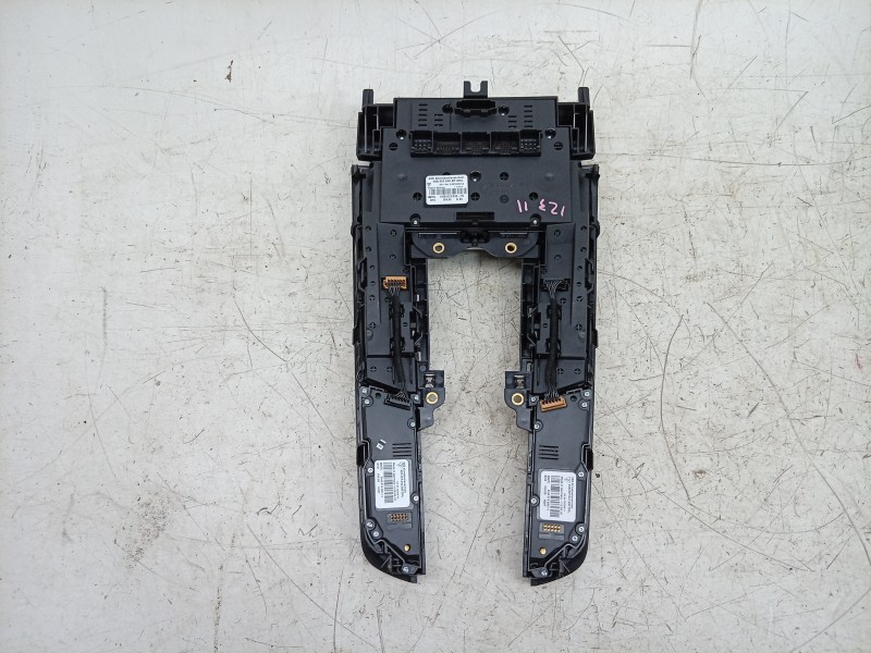 Recambio de mando multifuncion para porsche macan (95b) 3.0 s referencia OEM IAM  95B907040BP 