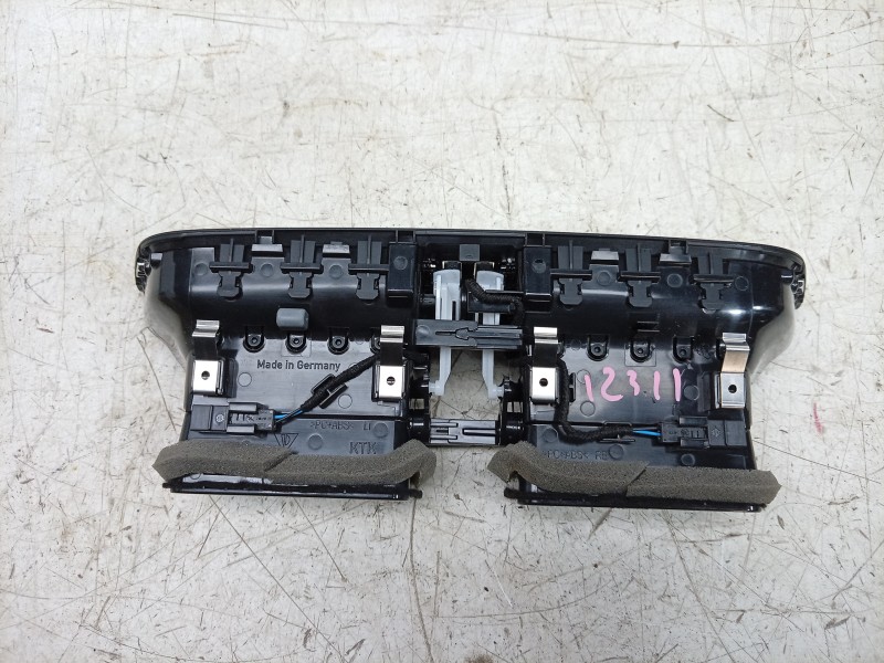 Recambio de aireador central para porsche macan (95b) 3.0 s referencia OEM IAM 95B819110EG0B 95B819110EG0B 