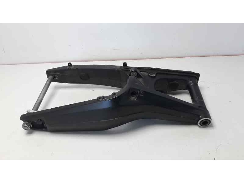 Recambio de puente trasero para honda cb 650f referencia OEM IAM 52200MJEG00  