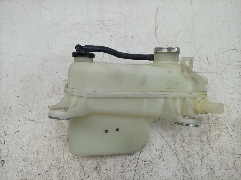 Recambio de deposito expansion para abarth 124 spider 1.4 (348) referencia OEM IAM A4051535X 6000615547 