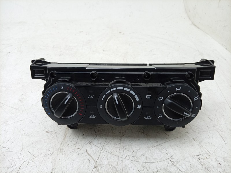 Recambio de mando climatizador para mazda 2 hatchback (dl, dj) 1.5 skyactiv-g referencia OEM IAM  DB1N61190B 