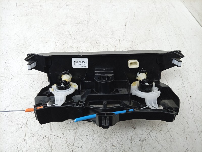 Recambio de mando climatizador para mazda 2 hatchback (dl, dj) 1.5 skyactiv-g referencia OEM IAM  DB1N61190B 