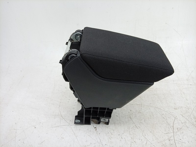 Recambio de apoyabrazos central para seat ibiza v (kj1, kjg) 1.0 tsi referencia OEM IAM  6F0864207AH 