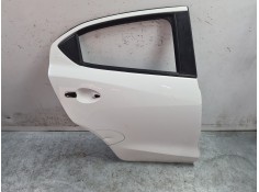 PUERTA TRASERA DERECHA D0Y07202XK D0Y07202XK 