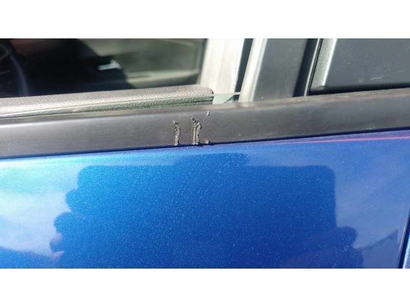 Recambio de puerta delantera izquierda para dacia sandero iii 1.0 tce 90 eco-g referencia OEM IAM   
