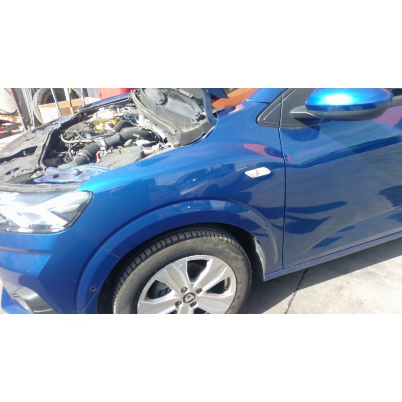 Recambio de aleta delantera izquierda para dacia sandero iii 1.0 tce 90 eco-g referencia OEM IAM   