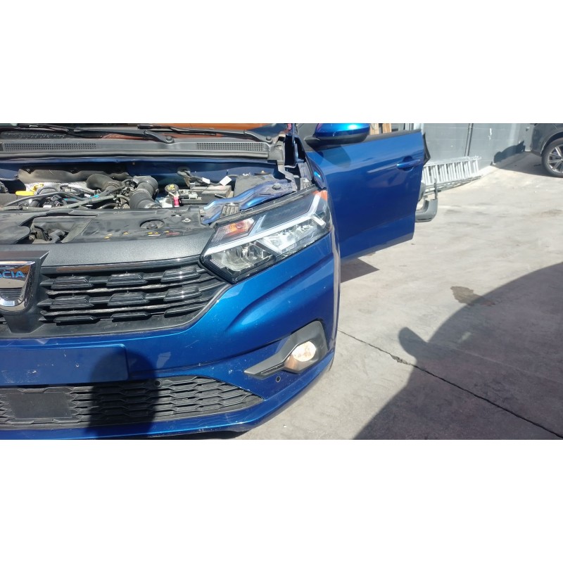 Recambio de faro izquierdo para dacia sandero iii 1.0 tce 90 eco-g referencia OEM IAM   
