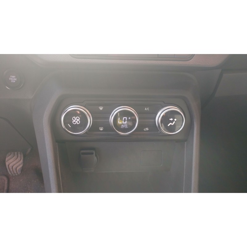 Recambio de mando climatizador para dacia sandero iii 1.0 tce 90 eco-g referencia OEM IAM   