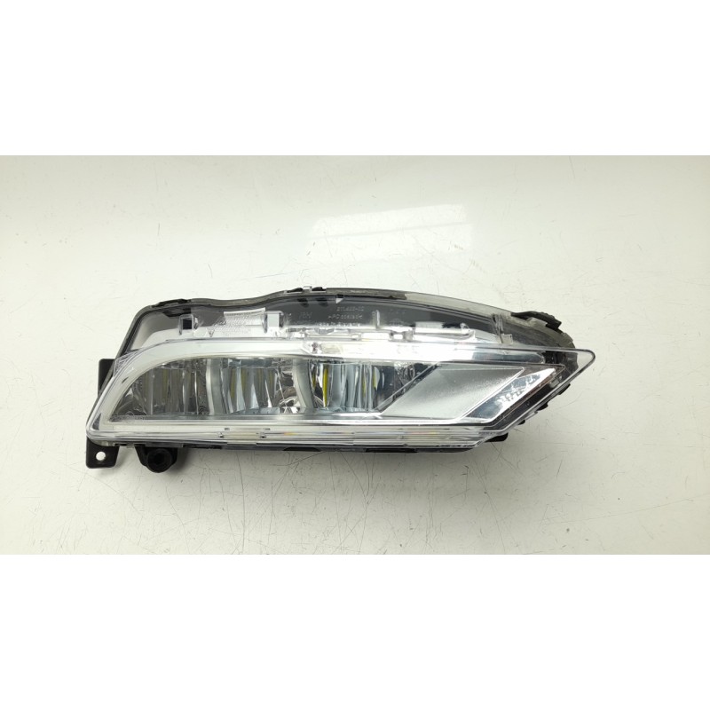 Recambio de faro antiniebla derecho para seat leon (kl1, klg) 1.0 tsi referencia OEM IAM  5F0941702C 10121391005/9020102/ST43044