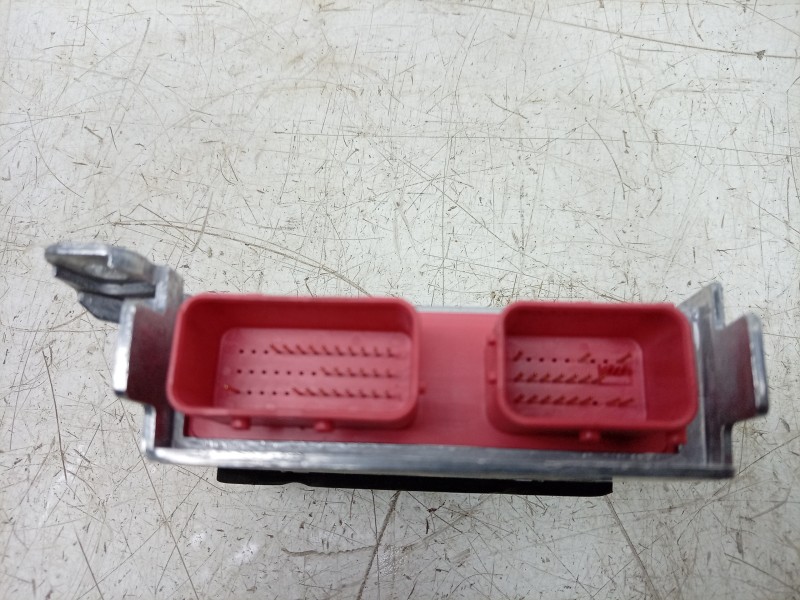Recambio de centralita airbag para hyundai i40 1.7 crdi cat referencia OEM IAM  959103Z300 