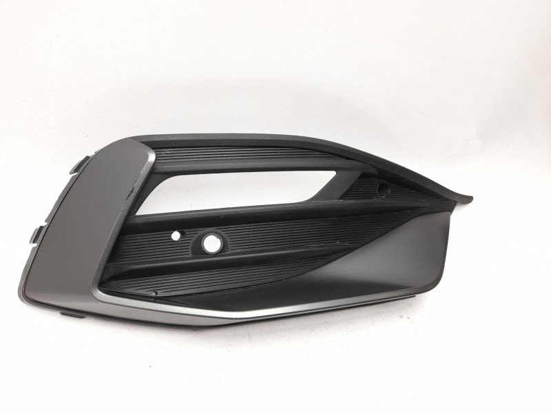 Recambio de rejilla paragolpes derecha para seat leon (kl1, klg) 1.0 tsi referencia OEM IAM  5FA853666E 