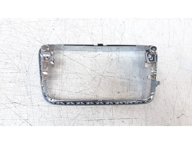 Recambio de moldura para mercedes-benz clase a (w176) 1.5 cdi cat referencia OEM IAM A1766890018  