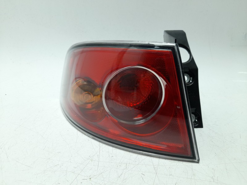Recambio de piloto trasero izquierdo para seat ibiza iii (6l1) 1.4 16v referencia OEM IAM  6L6945111B 103F21171771/16852131/9010