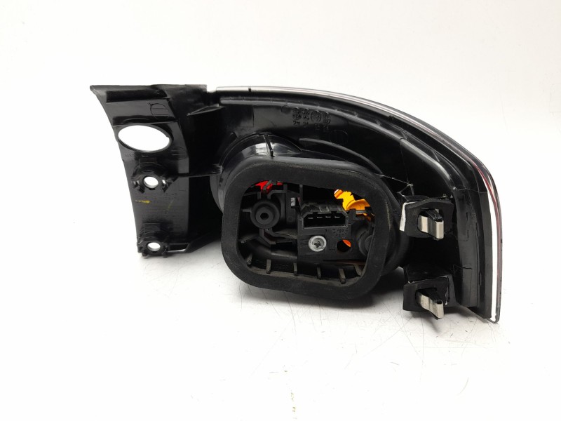 Recambio de piloto trasero izquierdo para seat ibiza iii (6l1) 1.4 16v referencia OEM IAM  6L6945111B 103F21171771/16852131/9010