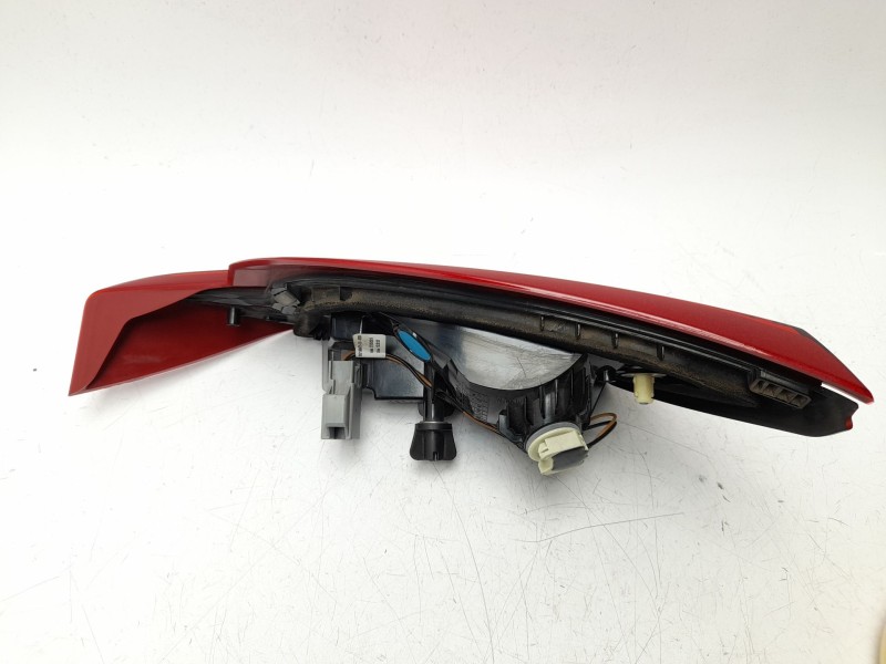 Recambio de piloto trasero izquierdo interior para ford fiesta vii (hj, hf) 1.0 ecoboost referencia OEM IAM  H1BB13A603AH 