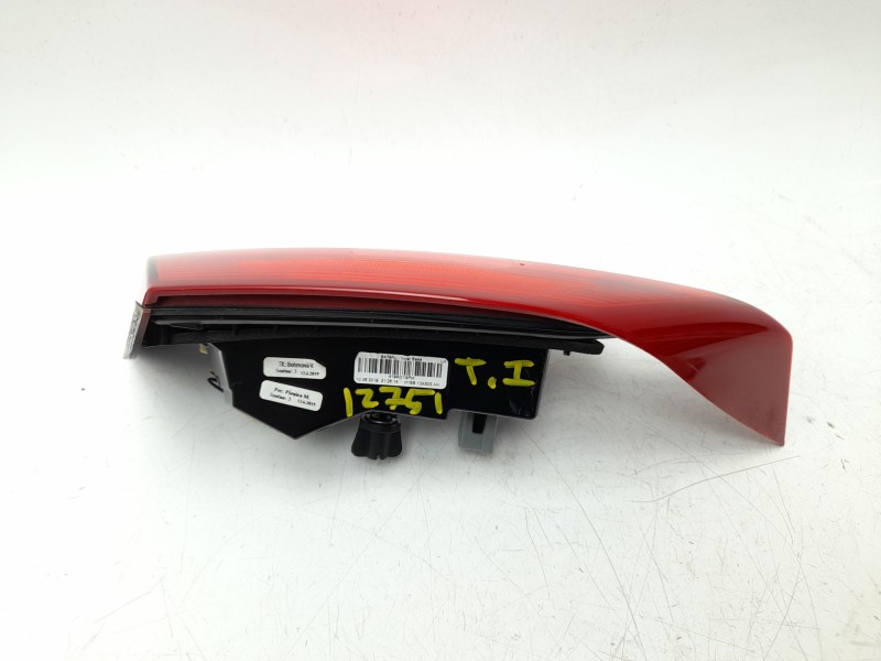 Recambio de piloto trasero izquierdo interior para ford fiesta vii (hj, hf) 1.0 ecoboost referencia OEM IAM  H1BB13A603AH 