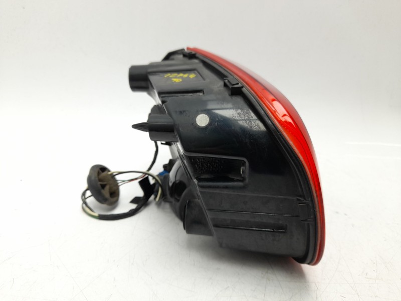 Recambio de piloto trasero derecho interior para citroën c5 aircross (ac_, aj_, ar_, a4_) 1.5 bluehdi 130 (acyhzj, acyhzr) refer