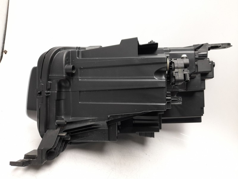 Recambio de faro derecho para citroën e-c3 aircross electrico 113cv max referencia OEM IAM  9851349080 