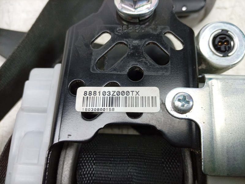 Recambio de cinturon seguridad delantero izquierdo para hyundai i40 1.7 crdi cat referencia OEM IAM  888103Z000TX 