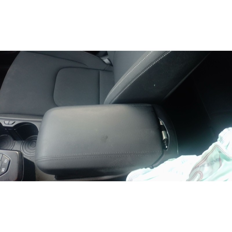 Recambio de apoyabrazos central para kia sportage v (nq5) 1.6 tgdi hybrid awd referencia OEM IAM   