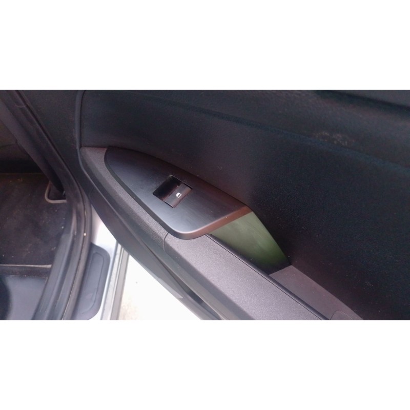 Recambio de mando elevalunas trasero derecho para kia sportage v (nq5) 1.6 tgdi hybrid awd referencia OEM IAM   