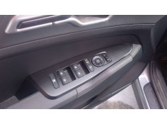 MANDO ELEVALUNAS DELANTERO IZQUIERDO 93571R2100 
