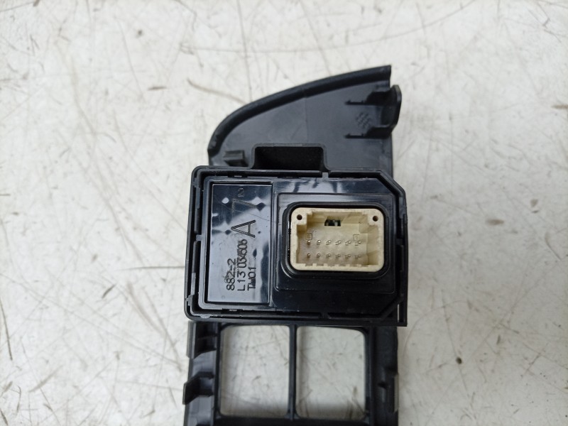 Recambio de mando retrovisor para toyota corolla sedán (_e21_) 1.8 vvti hybrid (zwe211, mzea12) referencia OEM IAM  8487202450 