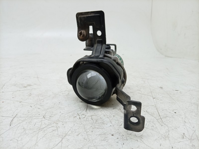 Recambio de faro antiniebla derecho para kia stonic (yb) 1.0 t-gdi referencia OEM IAM  92202H8400 7700102/KI6204413