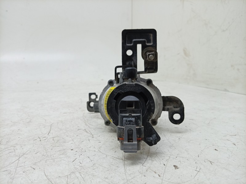 Recambio de faro antiniebla derecho para kia stonic (yb) 1.0 t-gdi referencia OEM IAM  92202H8400 7700102/KI6204413