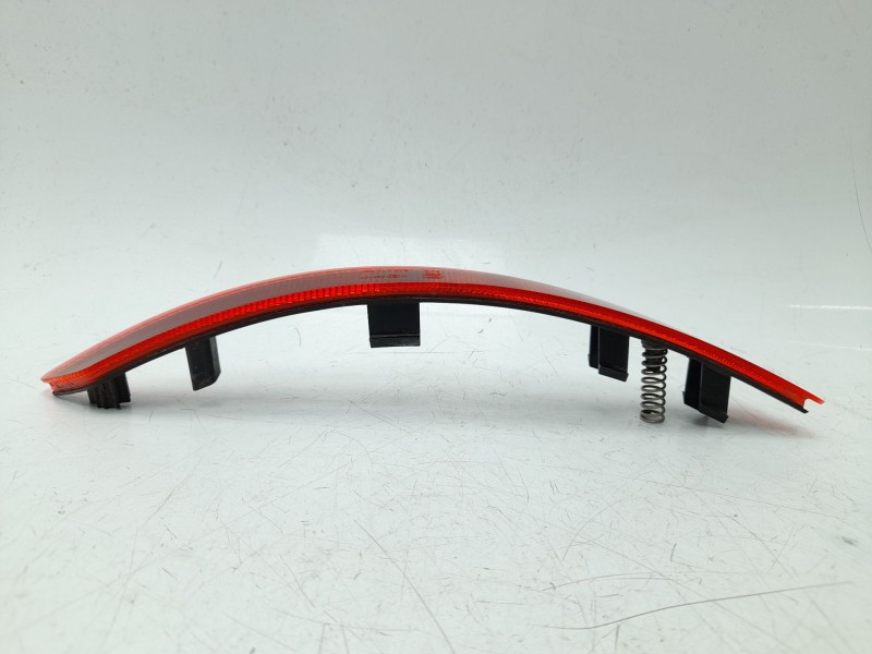 Recambio de piloto trasero derecho paragolpes para audi a4 b9 (8w2, 8wc) 40 tfsi mild hybrid referencia OEM IAM  8W0945106D 2030
