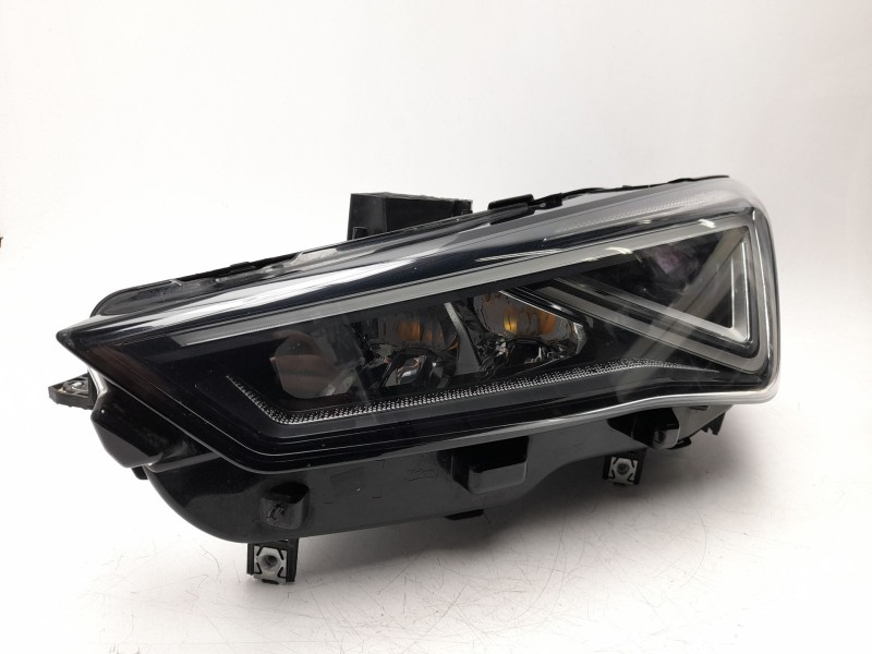 Recambio de faro izquierdo para seat leon (kl1, klg) 1.0 tsi referencia OEM IAM   