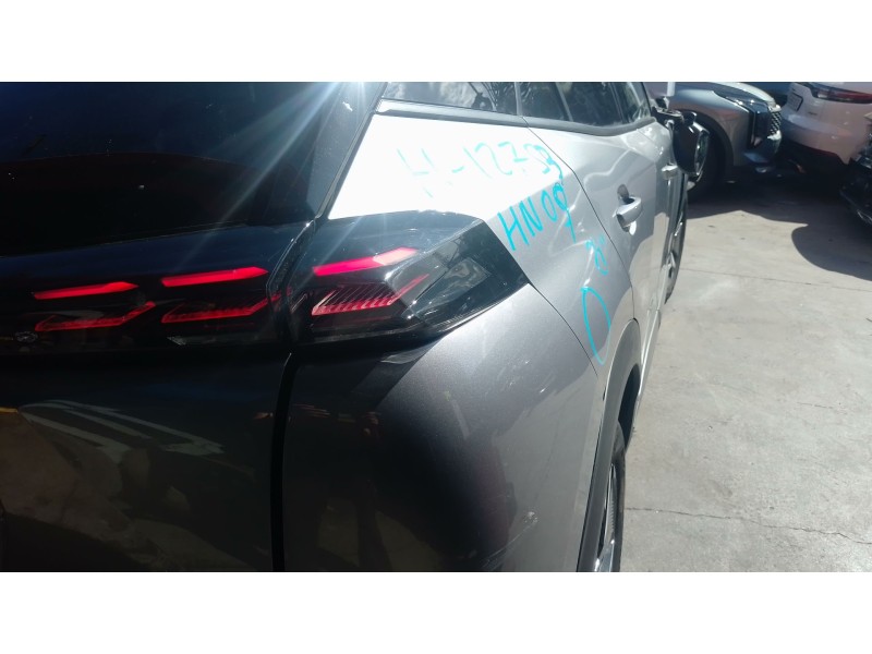 Recambio de piloto trasero derecho para peugeot 2008 allure hybrid 136 edcs6 referencia OEM IAM   