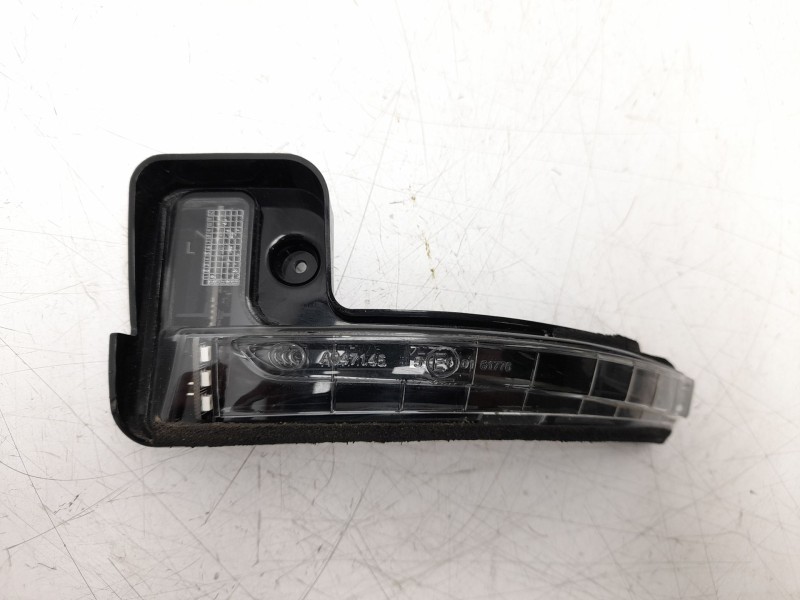 Recambio de piloto retrovisor izquierdo para jeep compass (mp, m6, mv, m7) 1.4 multiair referencia OEM IAM  68228921AA 108903641