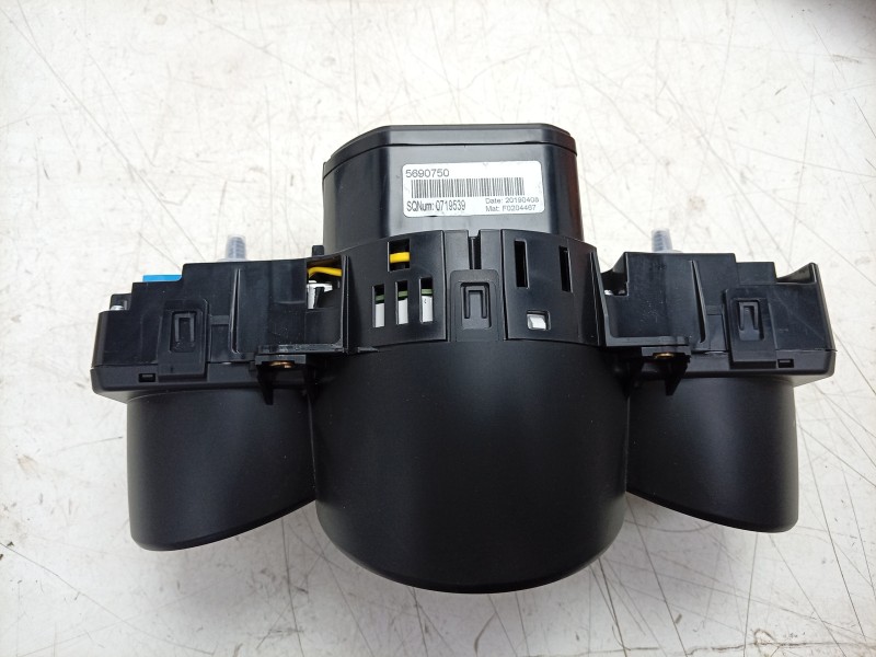 Recambio de cuadro instrumentos para porsche macan (95b) 3.0 s referencia OEM IAM 95B920900KA6N3 95B920901HT6N3 
