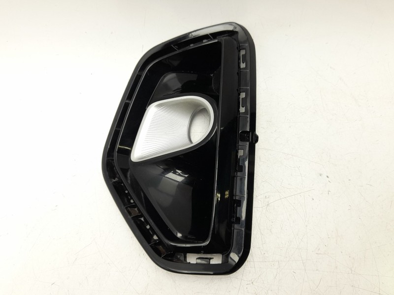 Recambio de rejilla paragolpes izquierda para kia stonic (yb) 1.0 t-gdi referencia OEM IAM  86523H8410 