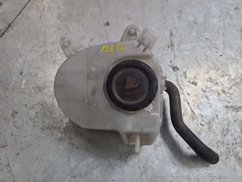 Recambio de deposito expansion para volkswagen golf viii (cd1, da1) 1.0 tsi referencia OEM IAM  5WA121407F 