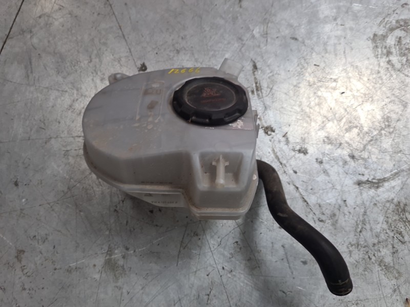 Recambio de deposito expansion para volkswagen golf viii (cd1, da1) 1.0 tsi referencia OEM IAM  5WA121407F 