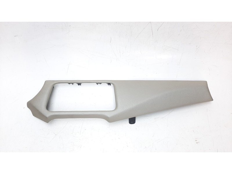 Recambio de moldura para nissan micra v (k14) 0.9 cat referencia OEM IAM 684115FA0A  