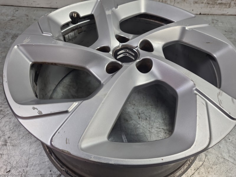 Recambio de llanta para citroën c5 aircross (ac_, aj_, ar_, a4_) 1.5 bluehdi 130 (acyhzj, acyhzr) referencia OEM IAM  98281106TW