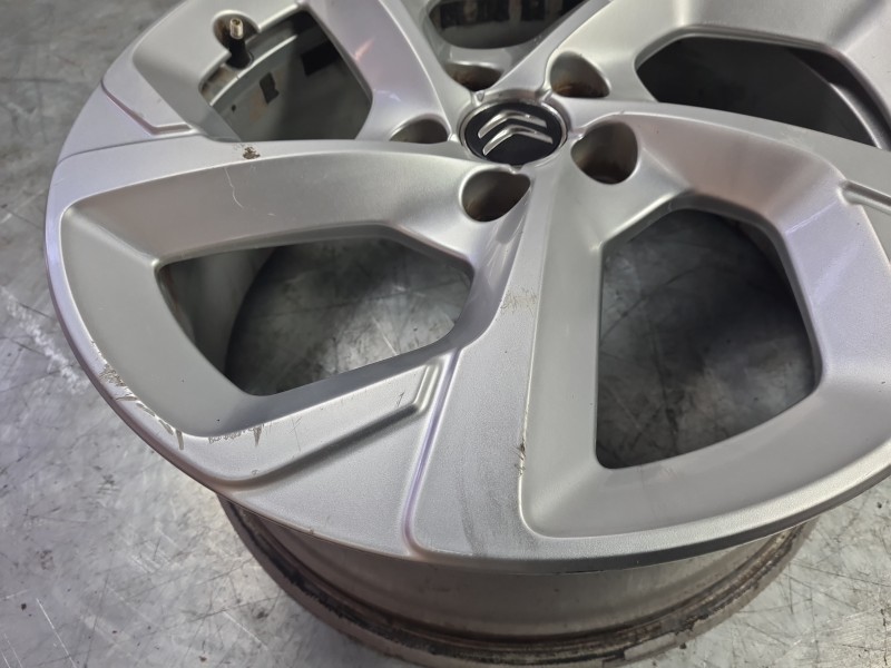 Recambio de llanta para citroën c5 aircross (ac_, aj_, ar_, a4_) 1.5 bluehdi 130 (acyhzj, acyhzr) referencia OEM IAM  98281106TW