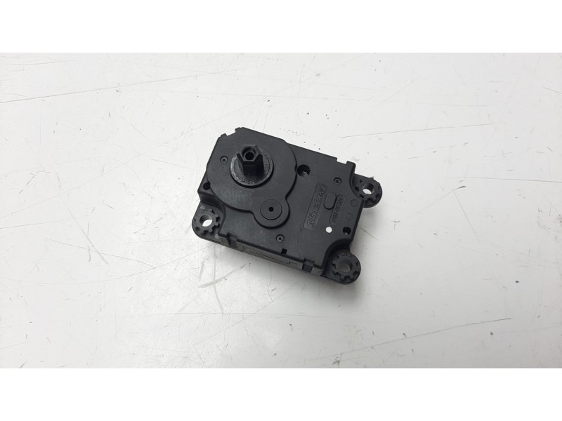 Recambio de motor calefaccion para mitsubishi l 200 2.4 di-d cat referencia OEM IAM CS5A512TD014  