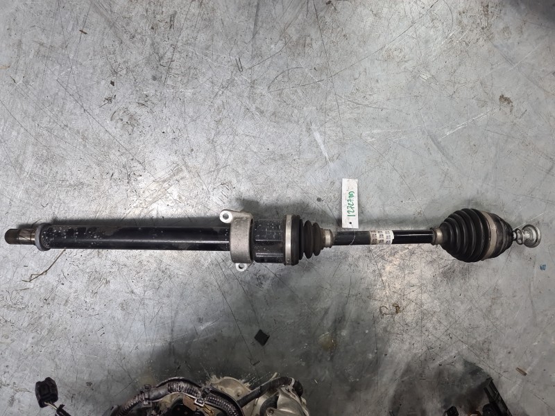 Recambio de transmision delantera derecha para bmw 1 (f40) 118 d referencia OEM IAM  864336805 