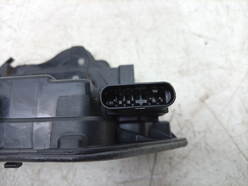 Recambio de cerradura puerta delantera derecha para bmw i4 edrive 40 referencia OEM IAM 744504411 51217445044 
